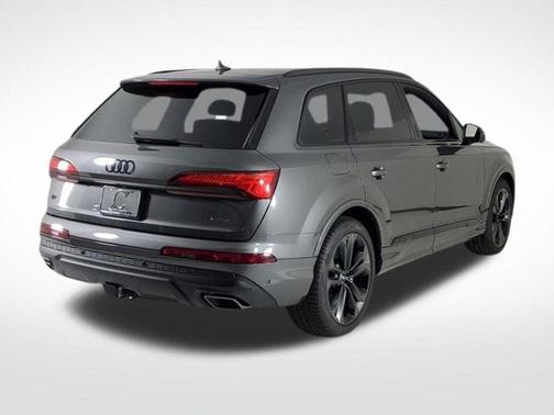 2025 Audi Q7 55 Prestige