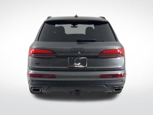2025 Audi Q7 55 Prestige