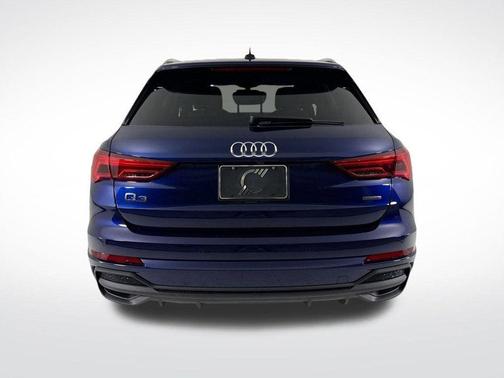 2025 Audi Q3 45 S line Premium