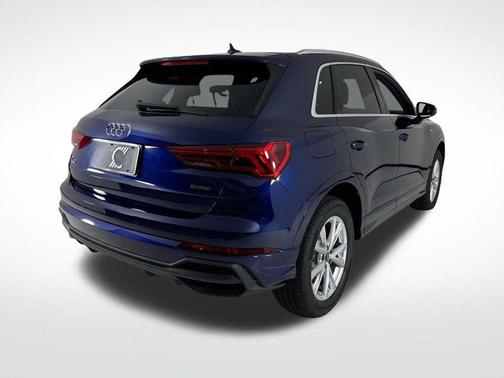 2025 Audi Q3 45 S line Premium