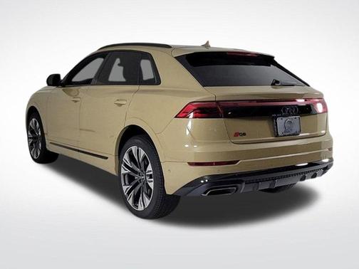 2025 Audi Q8 Premium Plus
