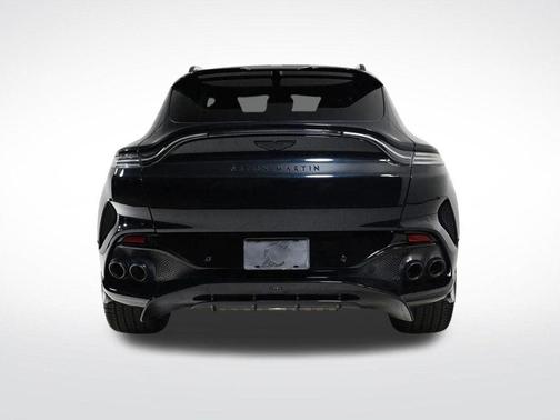2025 Aston Martin DBX 707