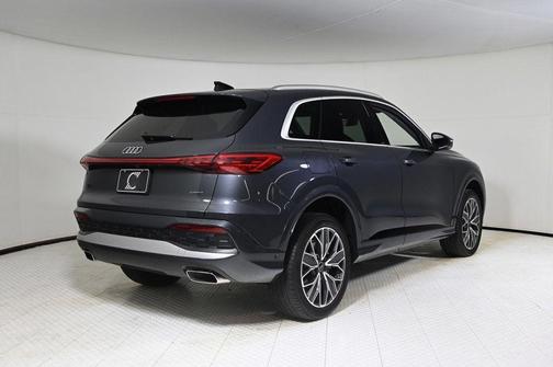 2025 Audi Q5 2.0T quattro Premium