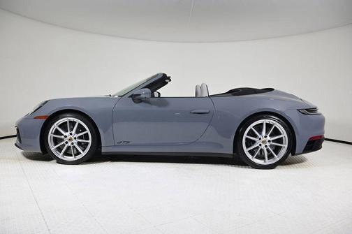 2024 Porsche 911 Carrera 4 GTS