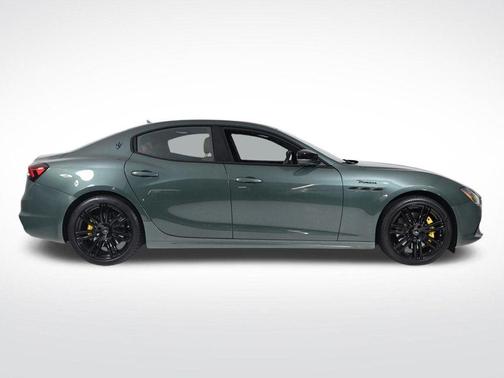2023 Maserati Ghibli Modena