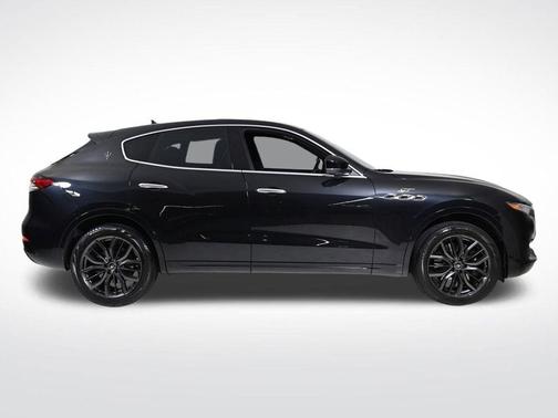 2024 Maserati Levante GT Ultima