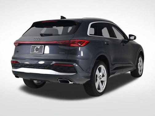 2025 Audi Q5 2.0T quattro Premium