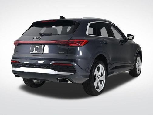 2025 Audi Q5 2.0T quattro Premium