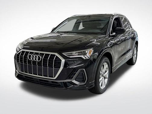 2025 Audi Q3 45 S line Premium