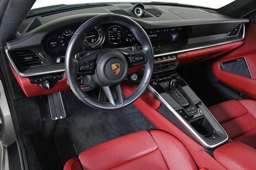 2023 Porsche 911 Carrera GTS