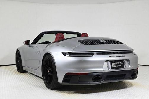 2023 Porsche 911 Carrera GTS