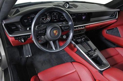 2023 Porsche 911 Carrera GTS