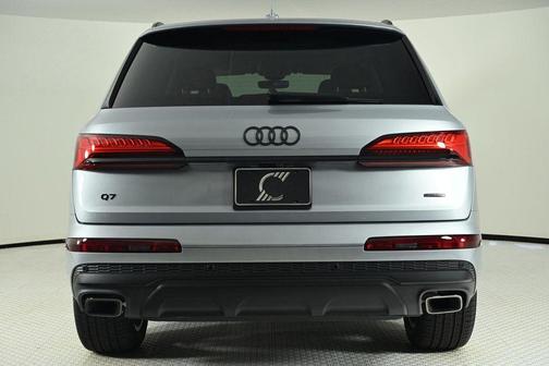 2025 Audi Q7 45 Premium