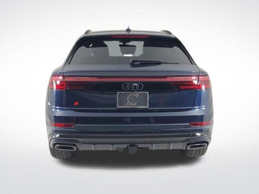 2025 Audi Q8 Premium Plus