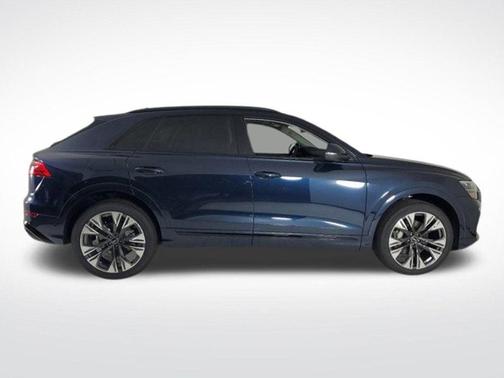2025 Audi Q8 Premium Plus