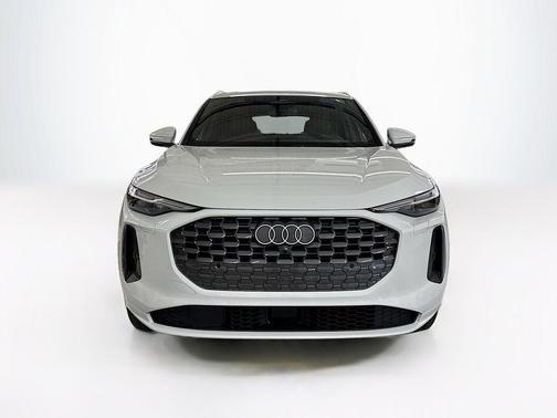 2025 Audi Q5 2.0T quattro Premium