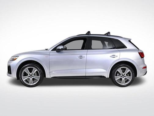 2025 Audi Q5 45 S line quattro Premium