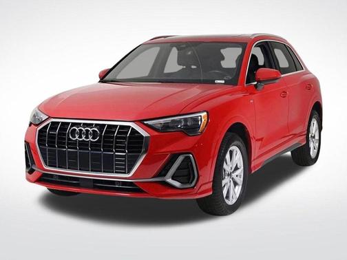 2022 Audi Q3 45 S line Premium