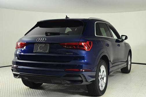 2025 Audi Q3 45 S line Premium