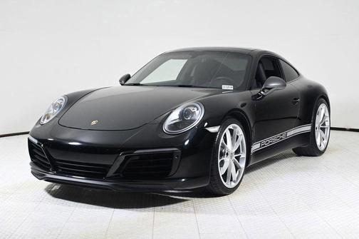 2019 Porsche 911 Carrera
