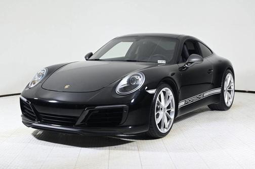 2019 Porsche 911 Carrera