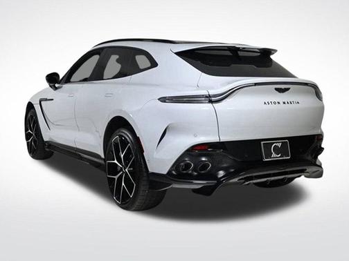 2025 Aston Martin DBX 707