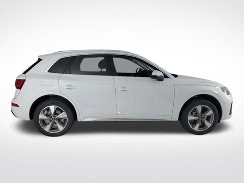 2025 Audi Q5 40 Premium