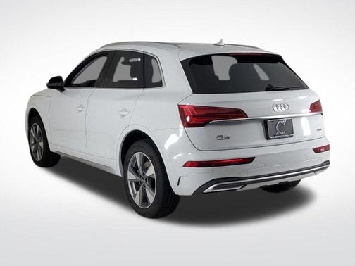 2025 Audi Q5 40 Premium