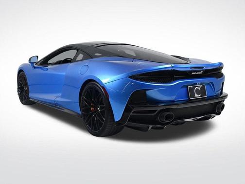 2022 McLaren GT Base