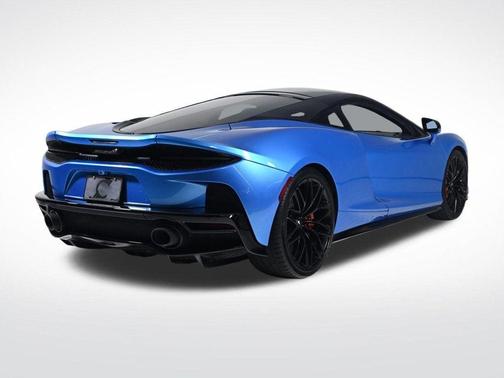 2022 McLaren GT Base