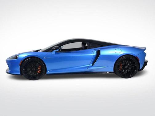 2022 McLaren GT Base