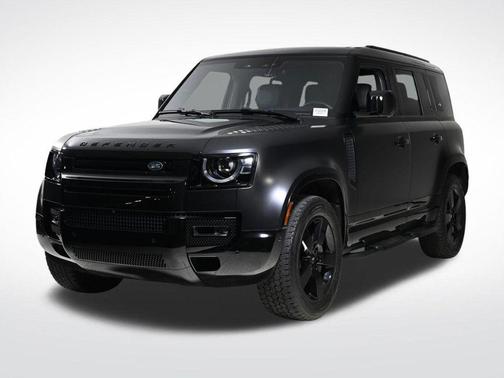 2024 Land Rover Defender P400 X-Dynamic SE