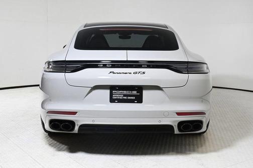 2022 Porsche Panamera GTS