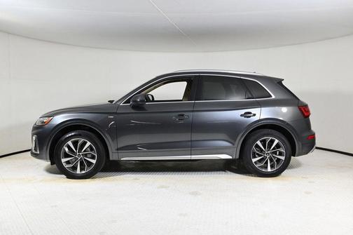2022 Audi Q5 45 S line Premium Plus