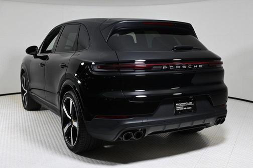 2024 Porsche Cayenne Base
