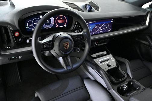 2024 Porsche Cayenne Base