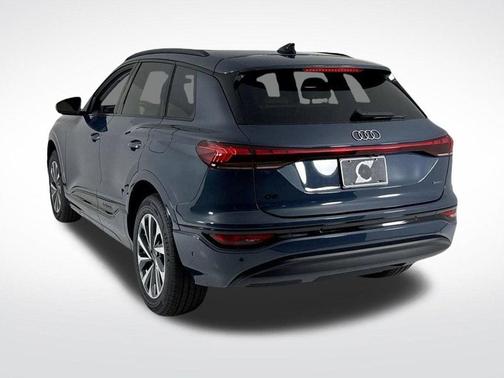 2025 Audi Q6 e-tron Premium