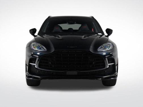 2025 Aston Martin DBX 707