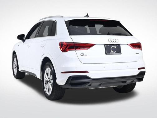 2025 Audi Q3 45 S line Premium