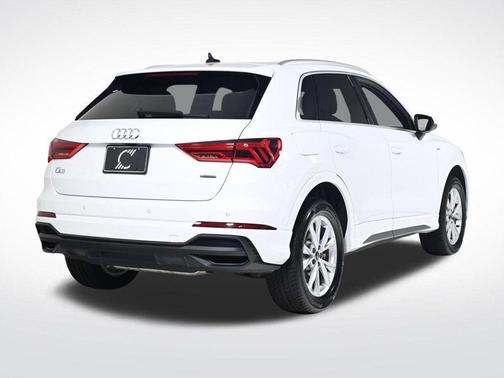 2025 Audi Q3 45 S line Premium