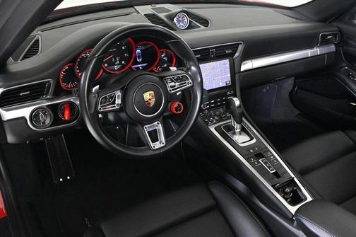 2017 Porsche 911 Carrera