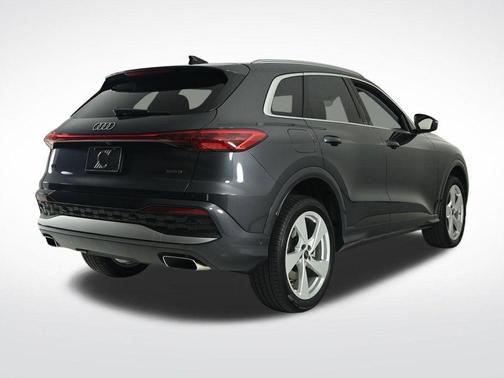 2025 Audi Q5 2.0T quattro Premium
