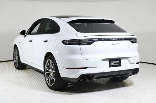 2022 Porsche Cayenne E-Hybrid Coupe Platinum Edition