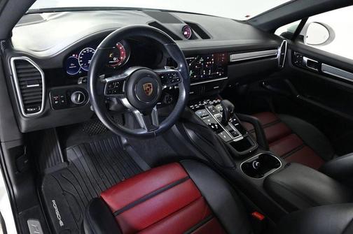 2022 Porsche Cayenne E-Hybrid Coupe Platinum Edition