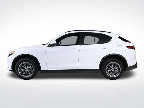 2022 Alfa Romeo Stelvio Sprint