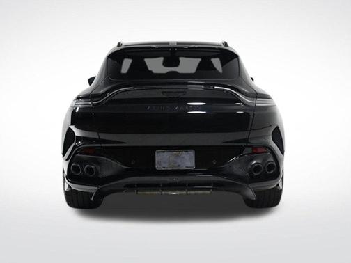 2025 Aston Martin DBX 707