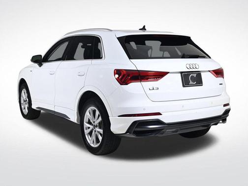 2022 Audi Q3 45 S line Premium