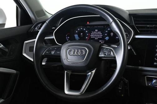 2022 Audi Q3 45 S line Premium