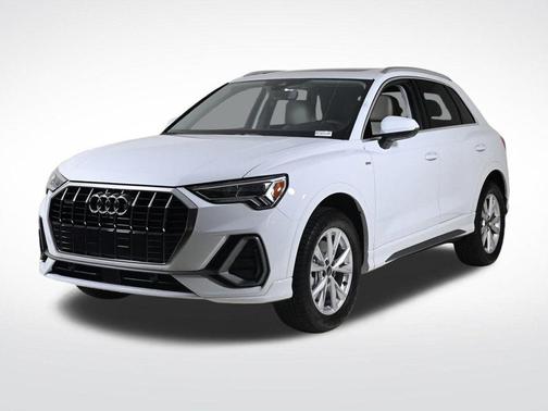2024 Audi Q3 45 S line Premium