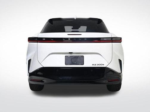 2024 Lexus RZ 300e Luxury